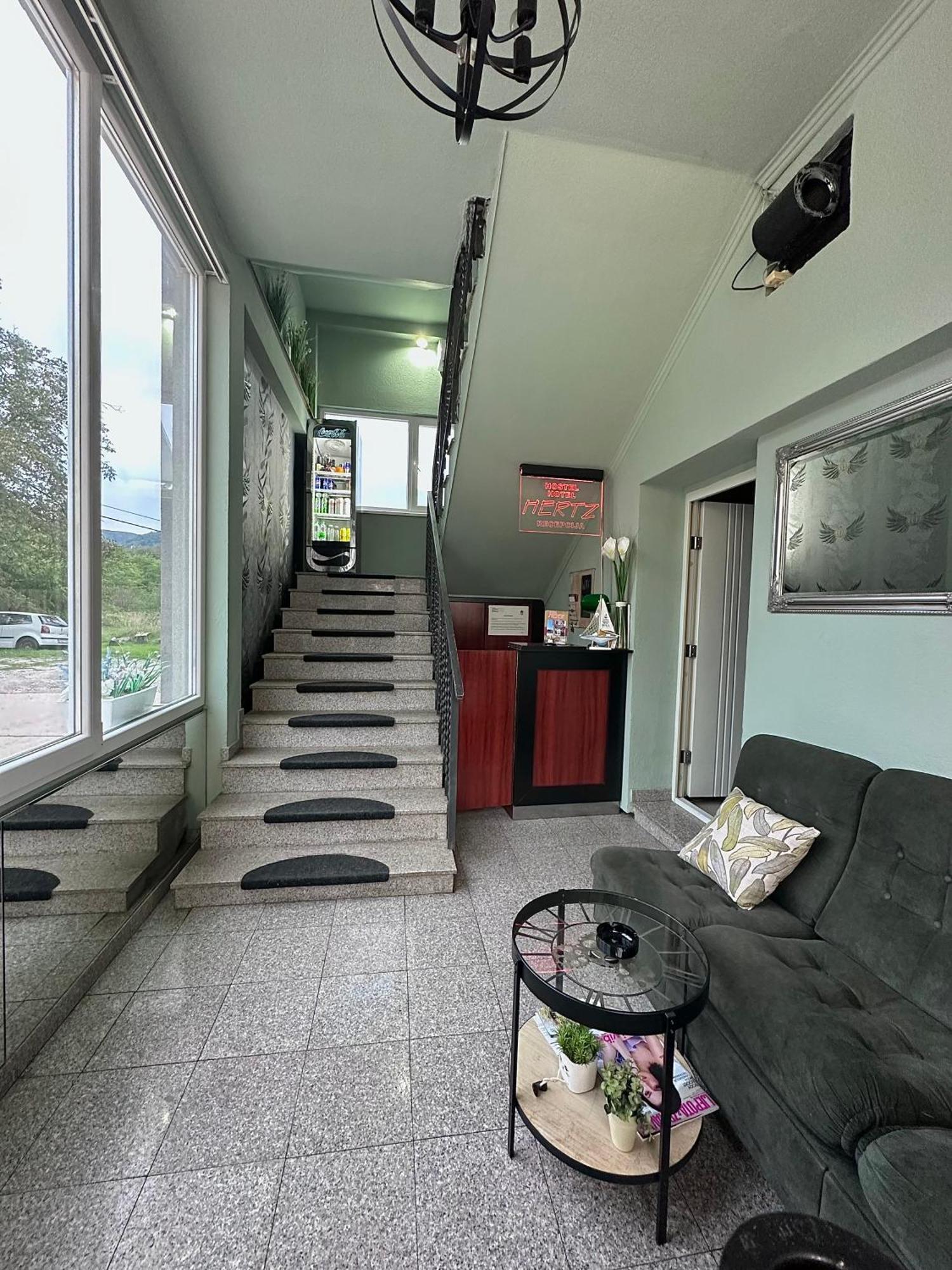 Hostel Herz Μπάνια Λούκα Εξωτερικό φωτογραφία