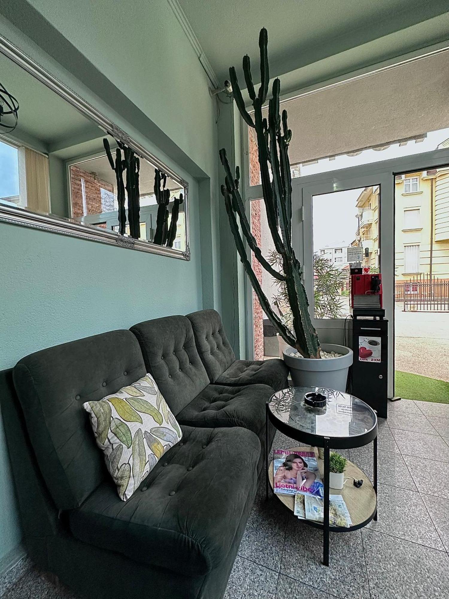 Hostel Herz Μπάνια Λούκα Εξωτερικό φωτογραφία