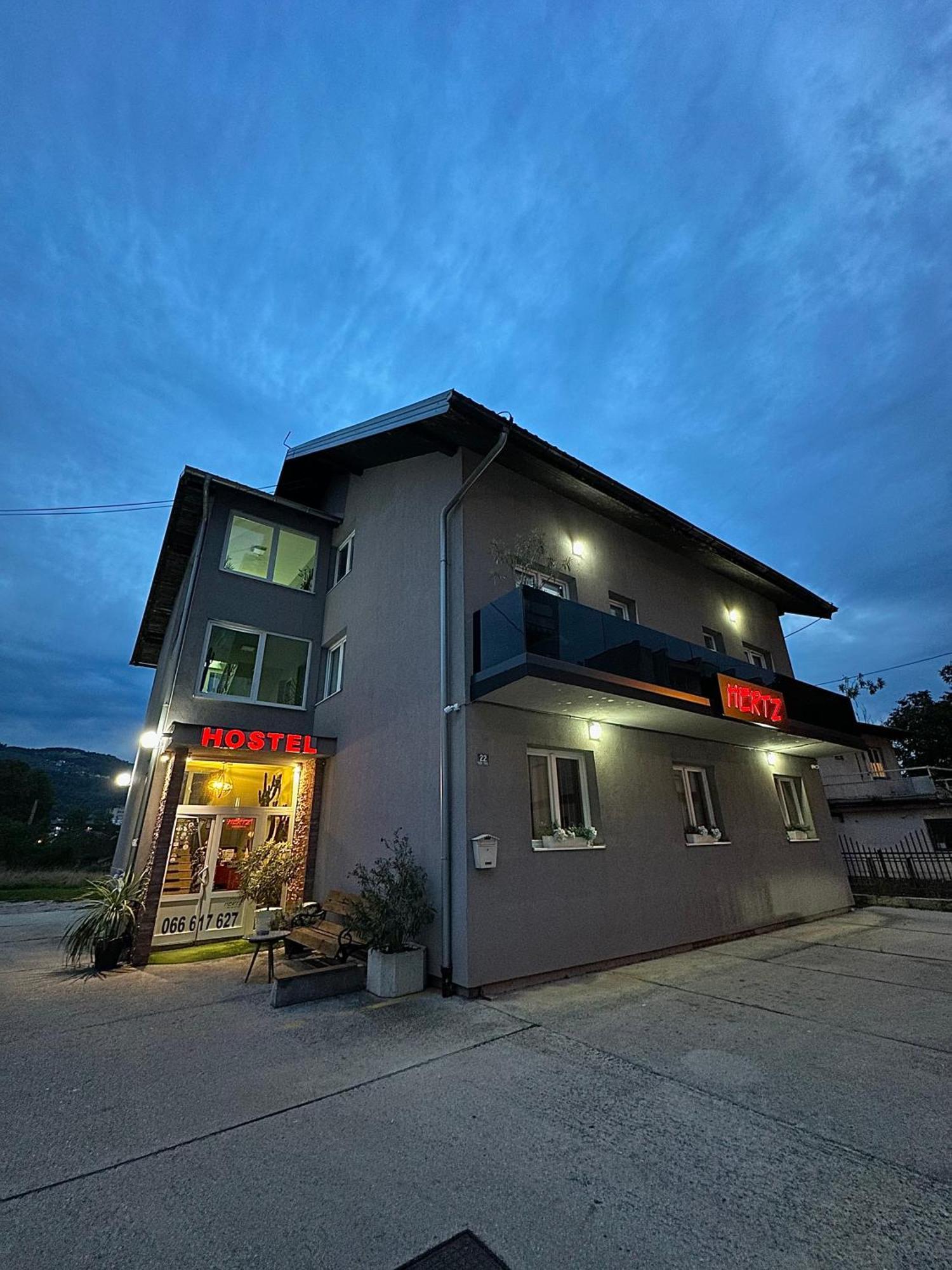 Hostel Herz Μπάνια Λούκα Εξωτερικό φωτογραφία