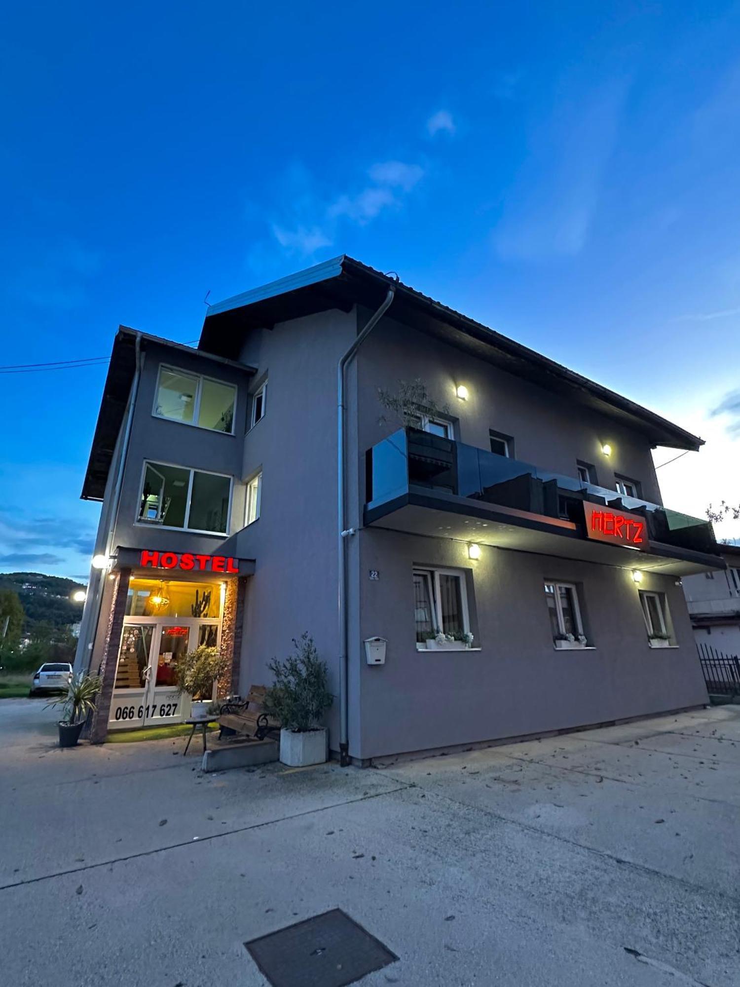 Hostel Herz Μπάνια Λούκα Εξωτερικό φωτογραφία