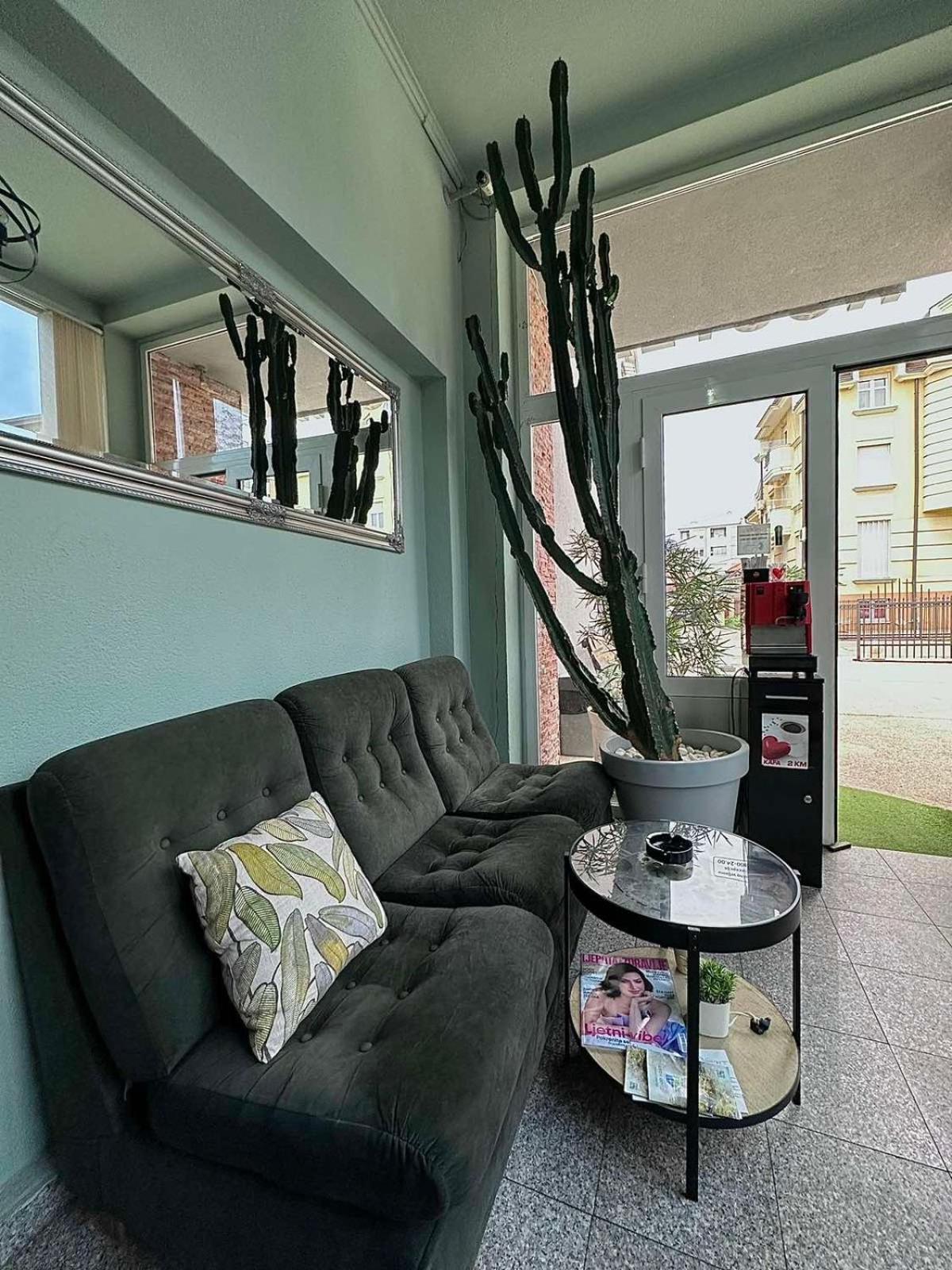 Hostel Herz Μπάνια Λούκα Εξωτερικό φωτογραφία