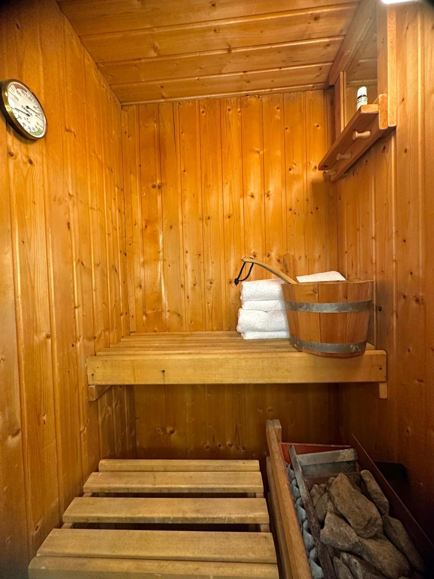 Hostel Herz Μπάνια Λούκα Εξωτερικό φωτογραφία