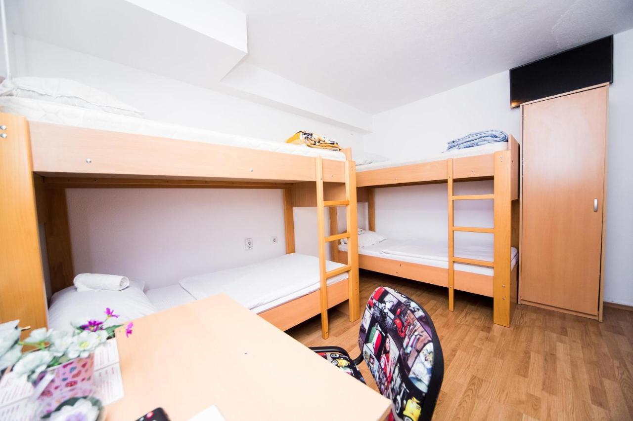 Hostel Herz Μπάνια Λούκα Εξωτερικό φωτογραφία
