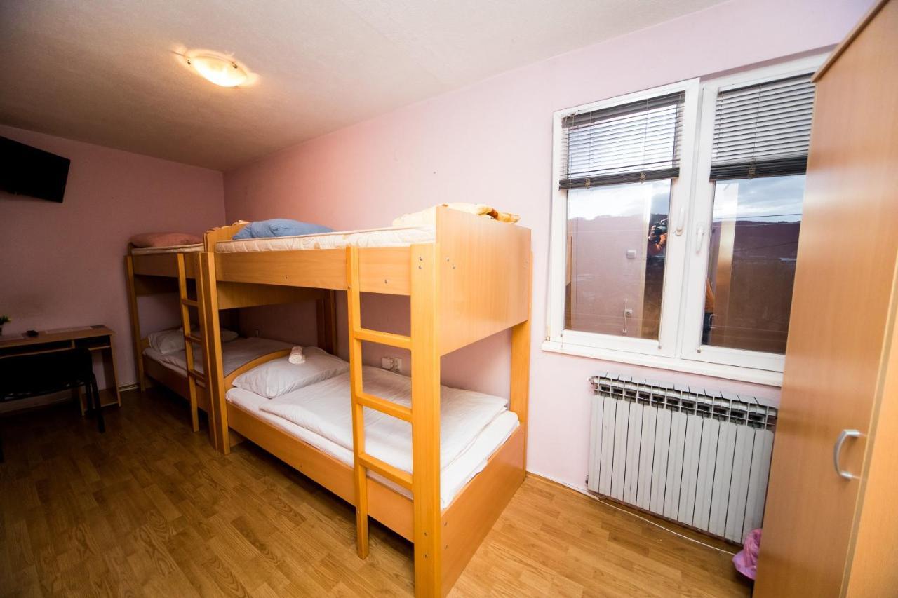 Hostel Herz Μπάνια Λούκα Εξωτερικό φωτογραφία