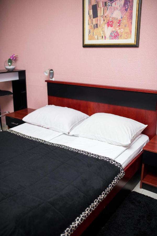 Hostel Herz Μπάνια Λούκα Εξωτερικό φωτογραφία
