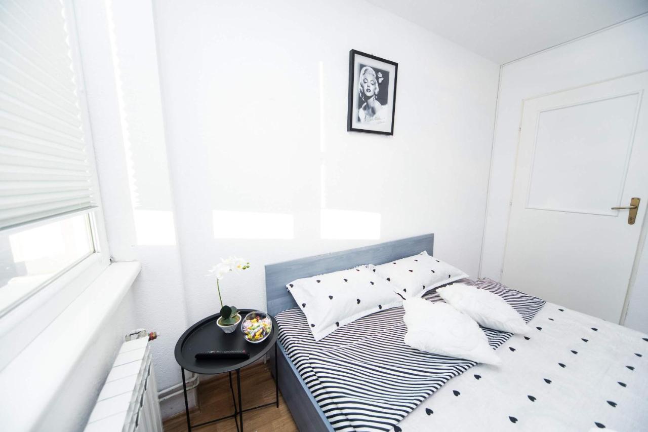 Hostel Herz Μπάνια Λούκα Εξωτερικό φωτογραφία